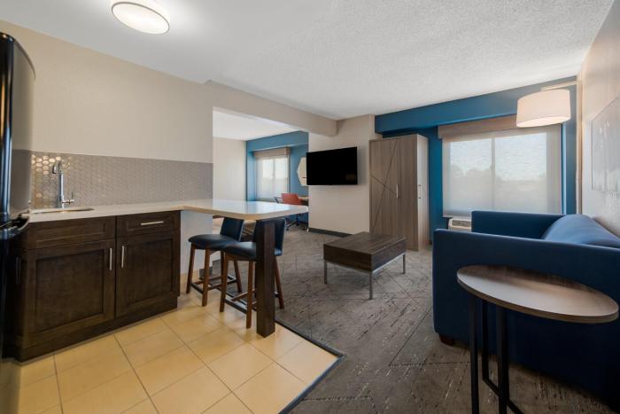 holiday inn express hampton coliseum central by ihg