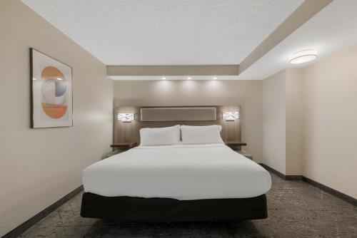holiday inn express hampton coliseum central by ihg