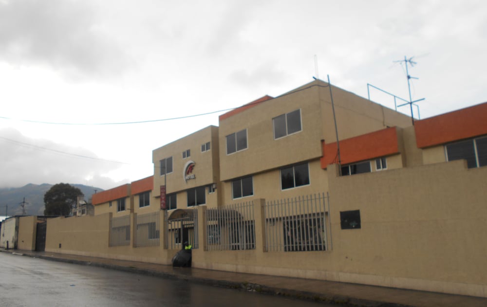 hotel la perla sur af