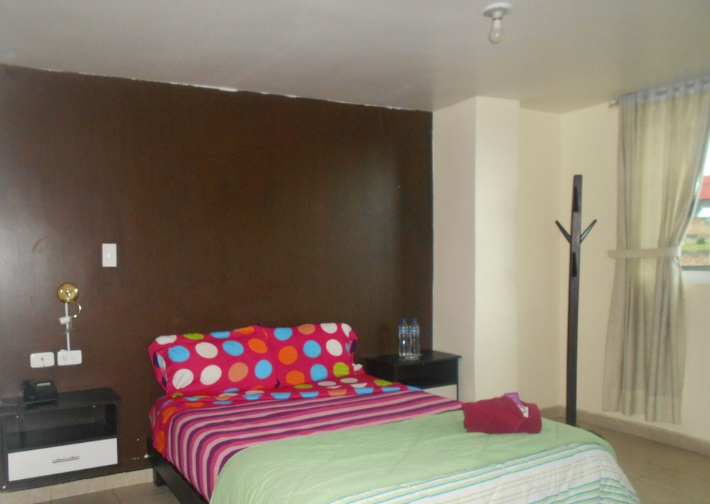 hotel la perla sur af