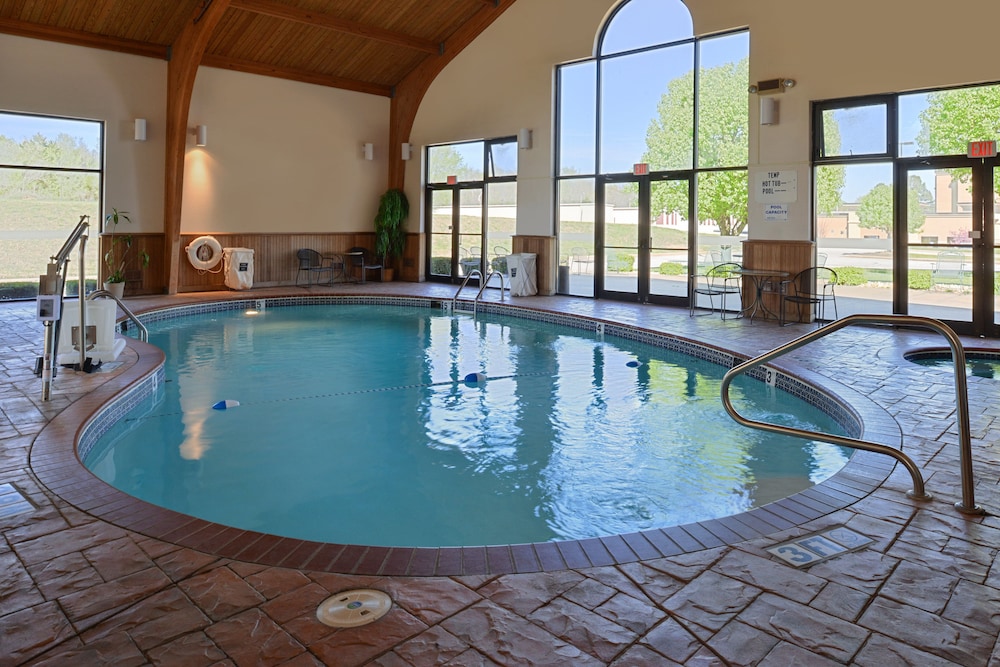 holiday inn express hotel and suites harrison by ihg
