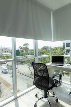 hotel puerto pacifico guayaquil airport