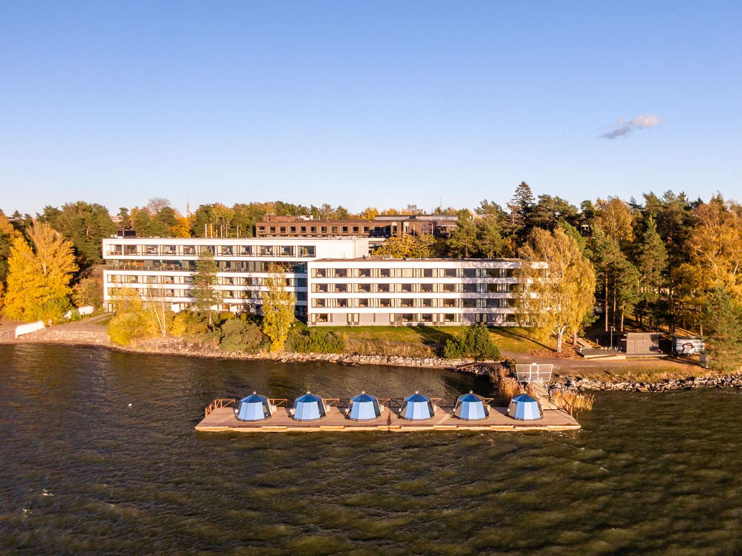 hilton helsinki kalastajatorppa