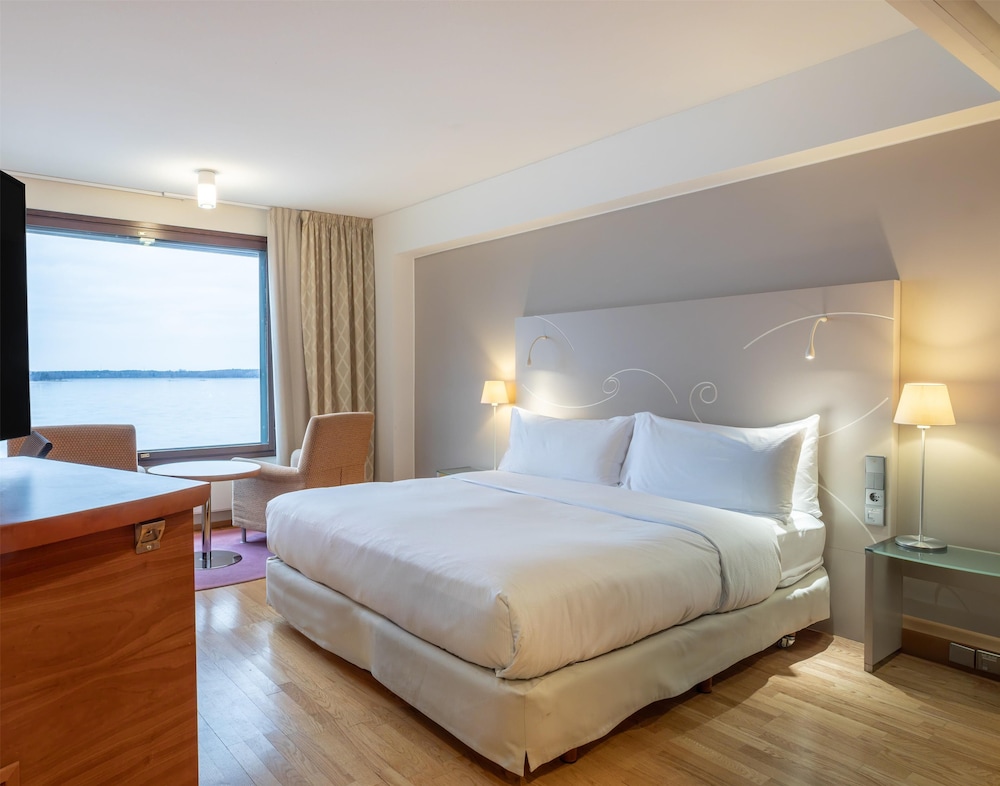 hilton helsinki kalastajatorppa