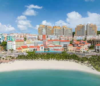 la festa phu quoc curio collection by hilton