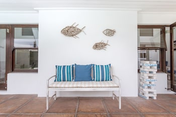 sixteen guest house on main