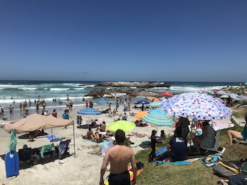 sixteen guest house on main