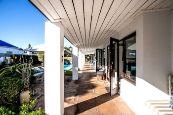 Sixteen Guest House On Main,Hermanus>>Cape Town,4 star