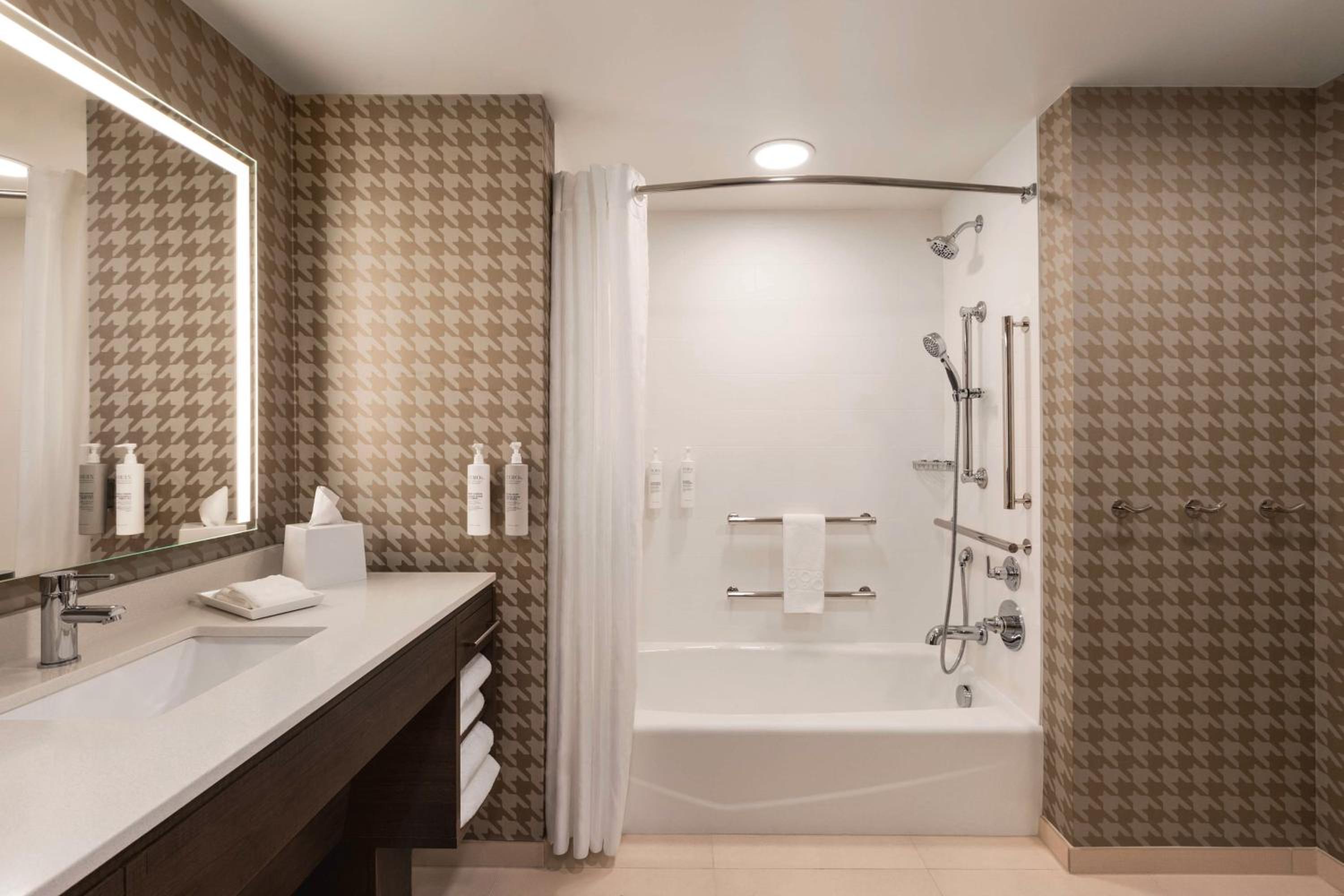 home2 suites by hilton cheyenne