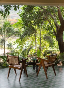 oleander farms karjat