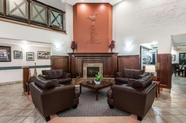 super 8 by wyndham high river ab