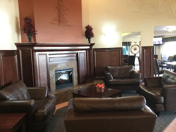 super 8 by wyndham high river ab