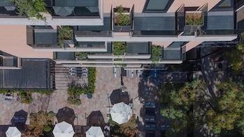 mendoza hotel curio collection by hilton