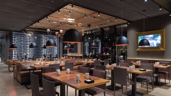 mendoza hotel curio collection by hilton