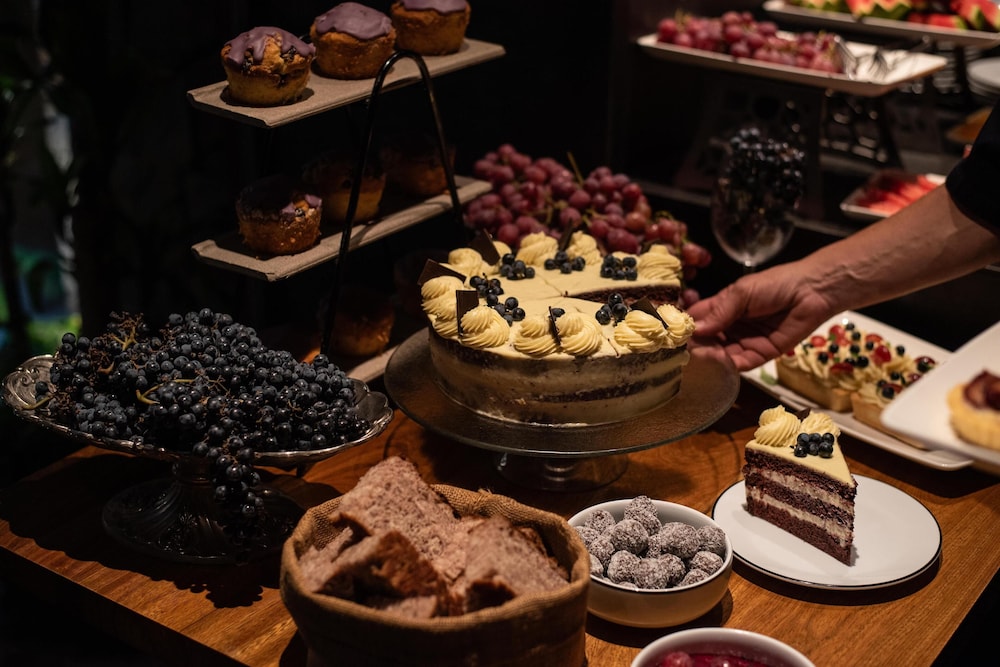 mendoza hotel curio collection by hilton