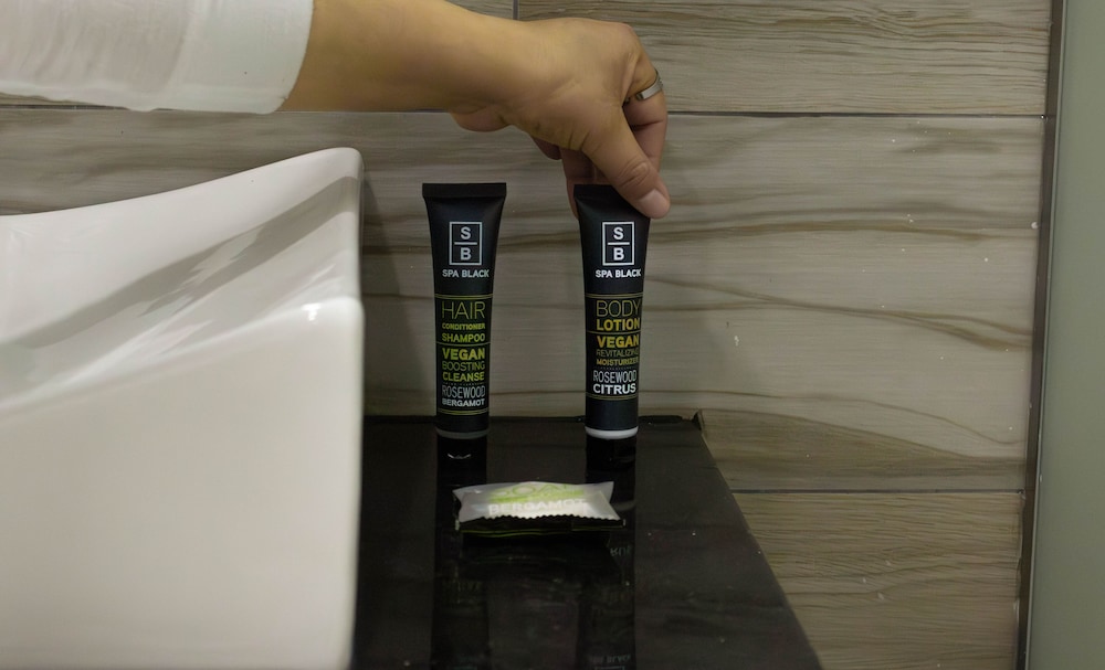 hotel grand one plaza