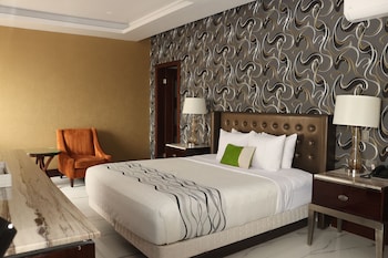 hotel grand one plaza