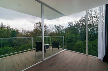 hotel balcon del parque