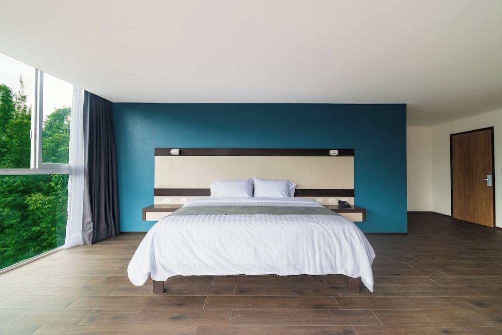 hotel balcon del parque