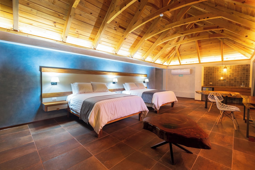 hotel balcon del parque