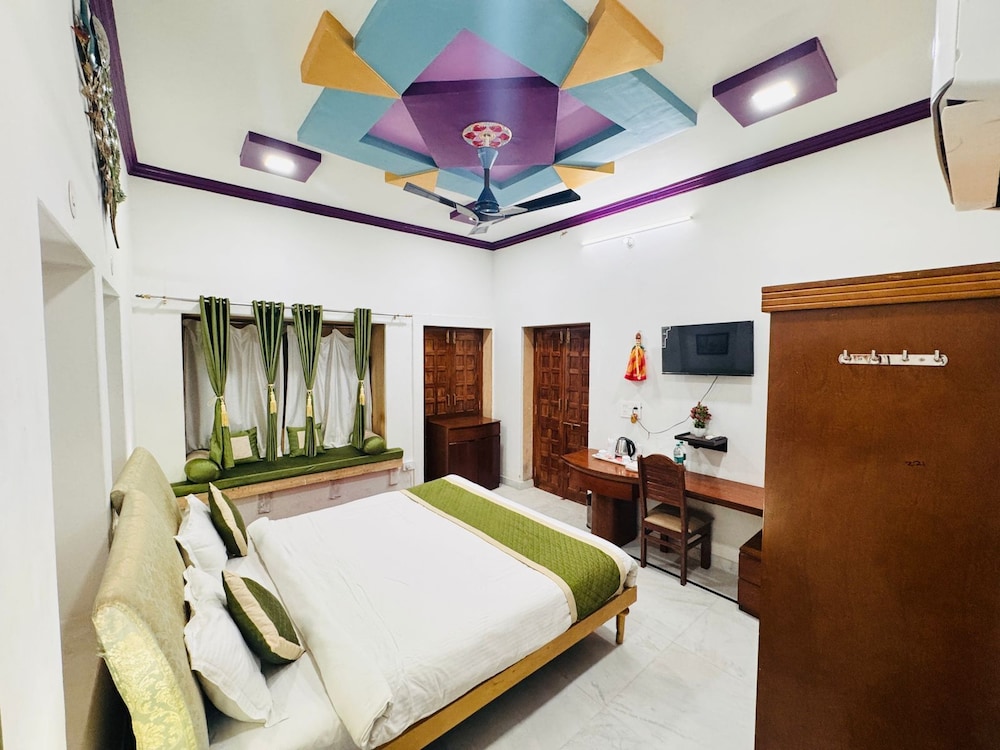 hotel the rathore heritage