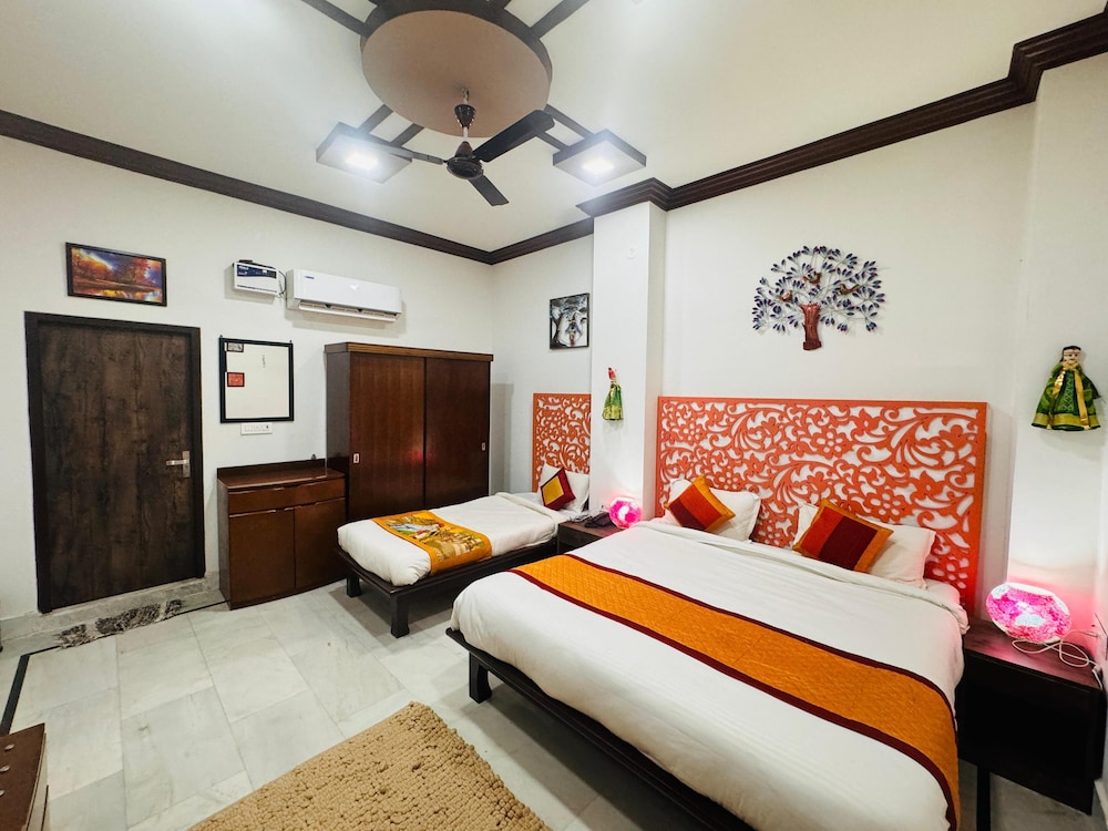hotel the rathore heritage