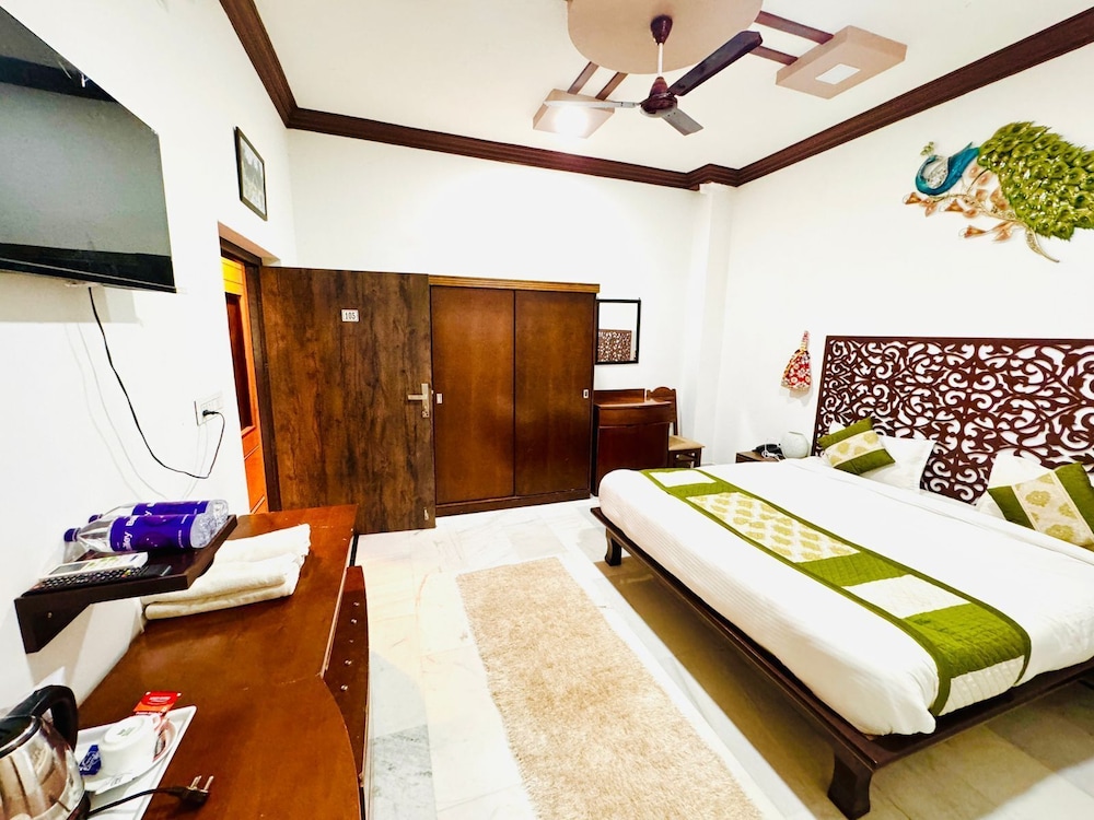 hotel the rathore heritage