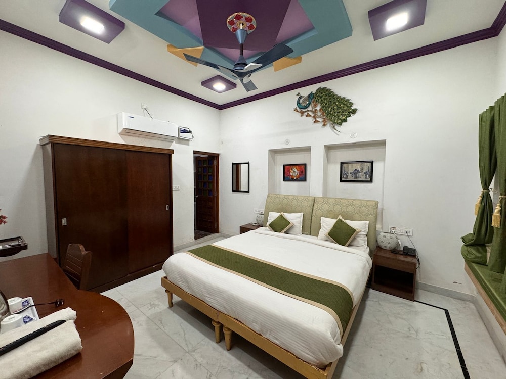 hotel the rathore heritage