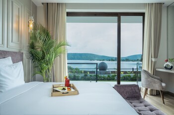 zana lake resort udaipur