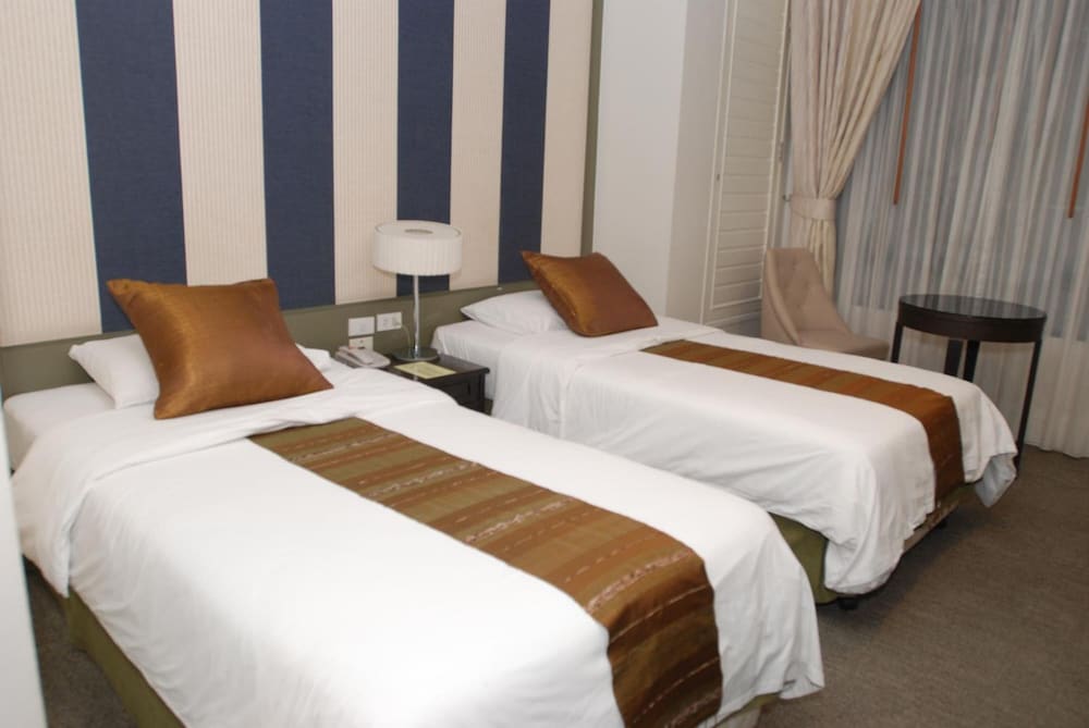 aphrodite inn bangkok