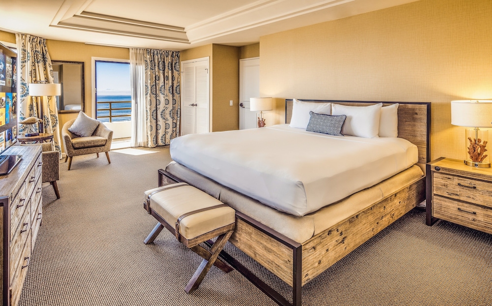 the waterfront beach resort a hilton hotel