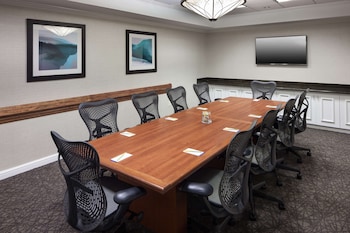 hilton garden inn tucson airport