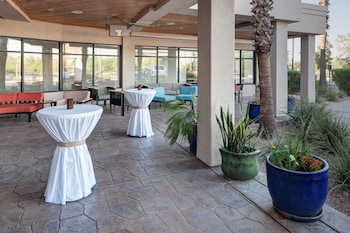 hilton garden inn tucson airport