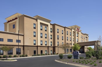 hampton inn and suites tupelo barnes crossing