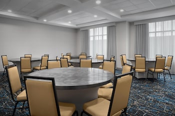 hampton inn and suites tupelo barnes crossing