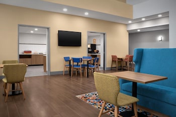 hampton inn and suites tupelo barnes crossing