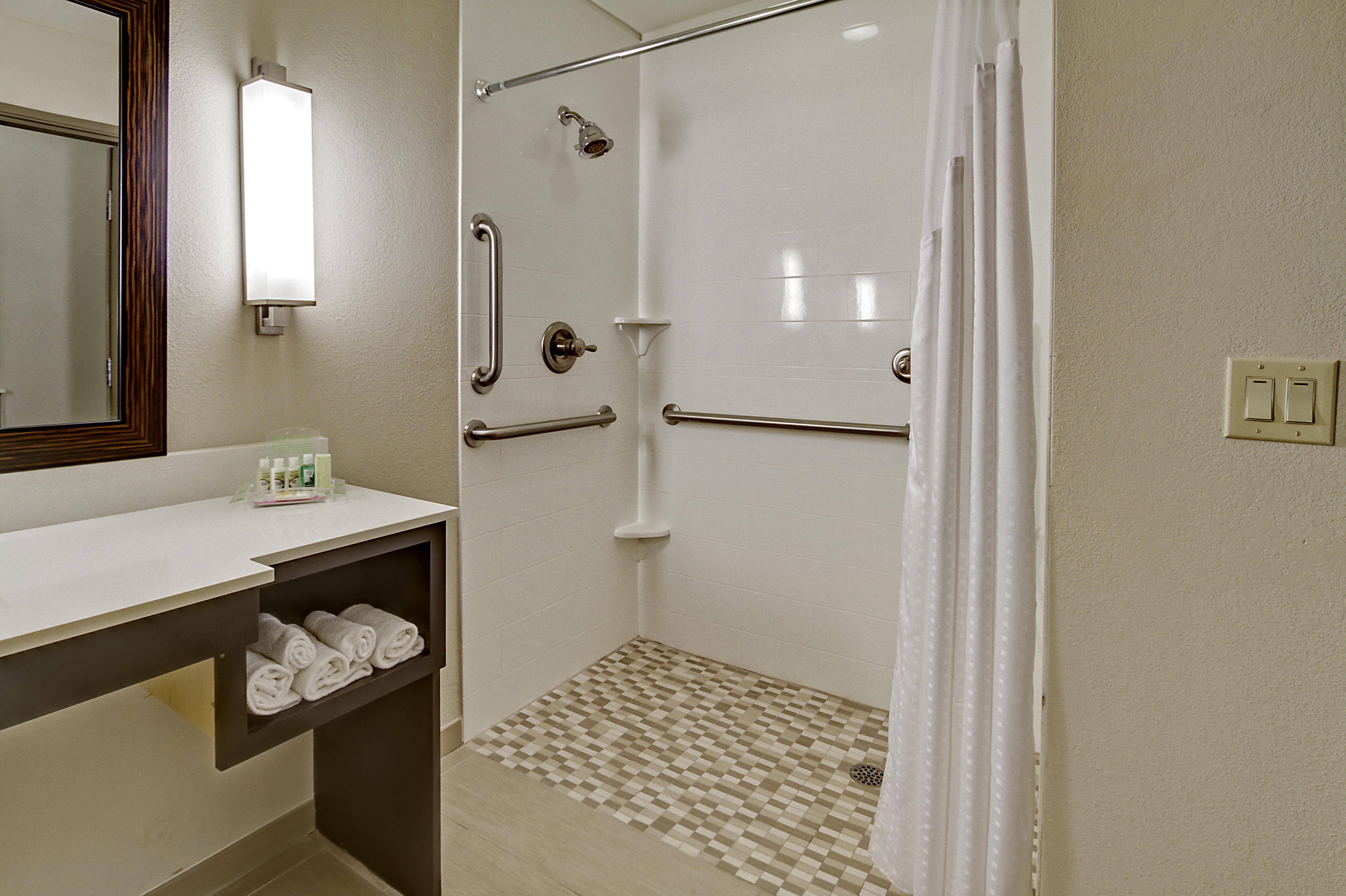 holiday inn hotel and suites tupelo north by ihg