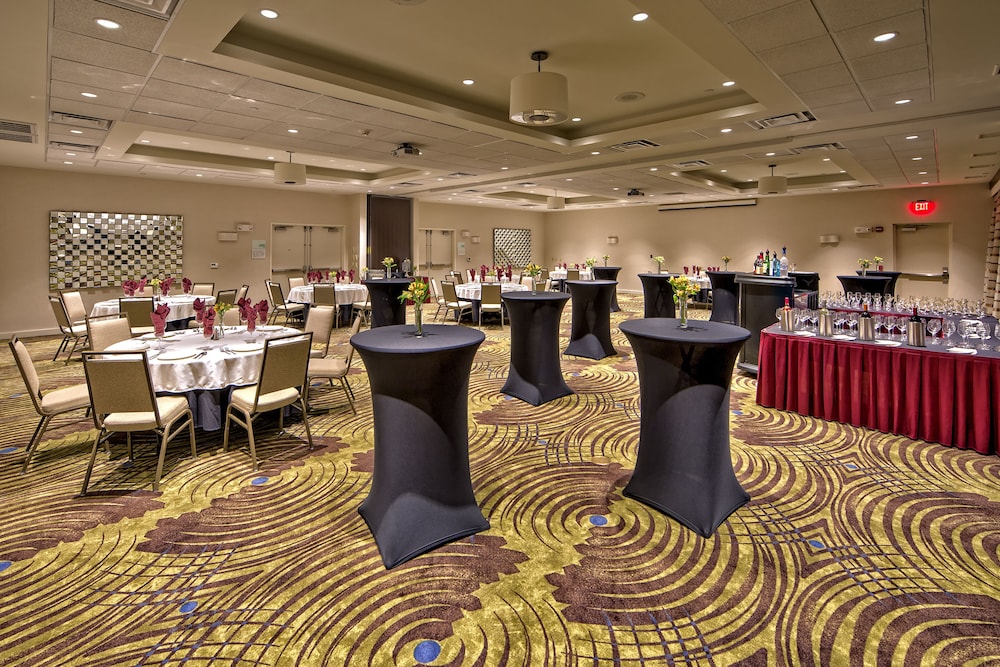 holiday inn hotel and suites tupelo north by ihg
