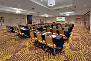holiday inn hotel and suites tupelo north by ihg
