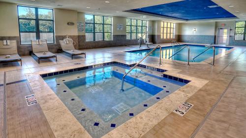 holiday inn hotel and suites tupelo north by ihg