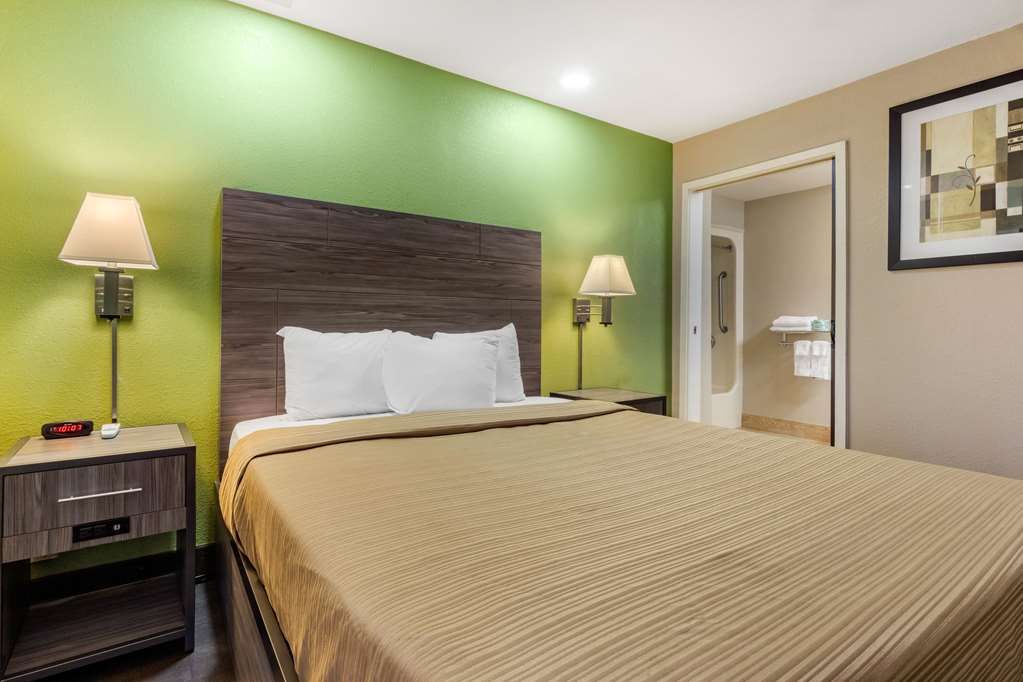 rodeway inn tuscaloosa near university