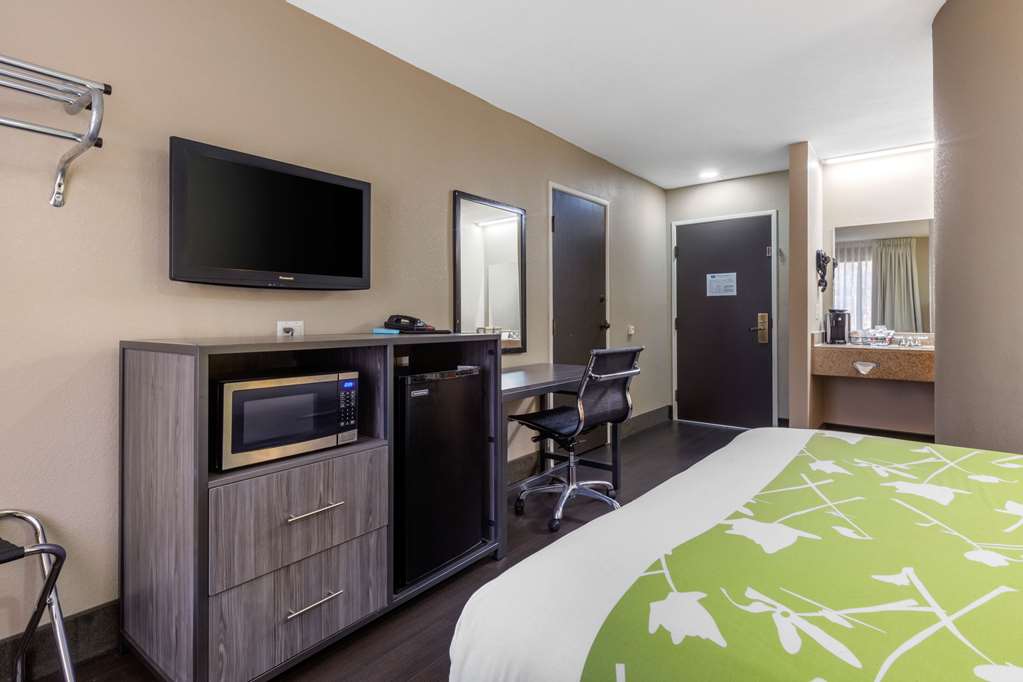 rodeway inn tuscaloosa near university