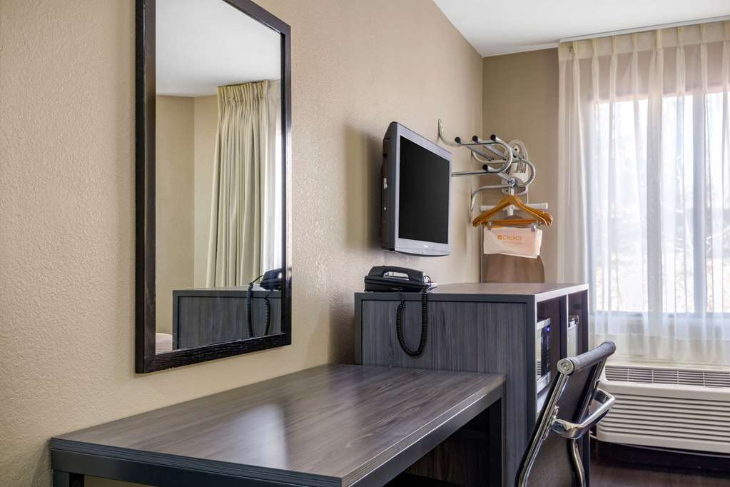 rodeway inn tuscaloosa near university