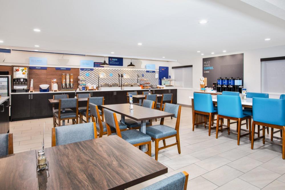 holiday inn express tuscola by ihg