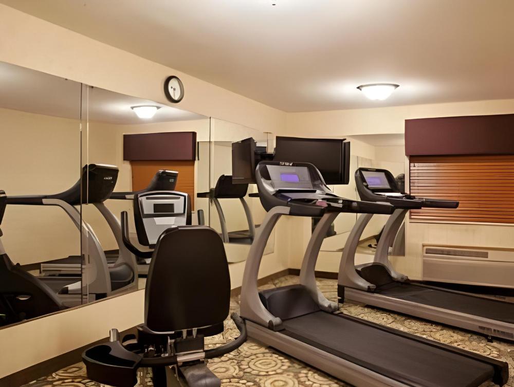 holiday inn express tuscola by ihg