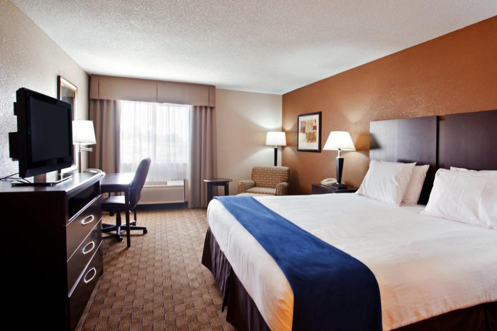 holiday inn express tuscola by ihg