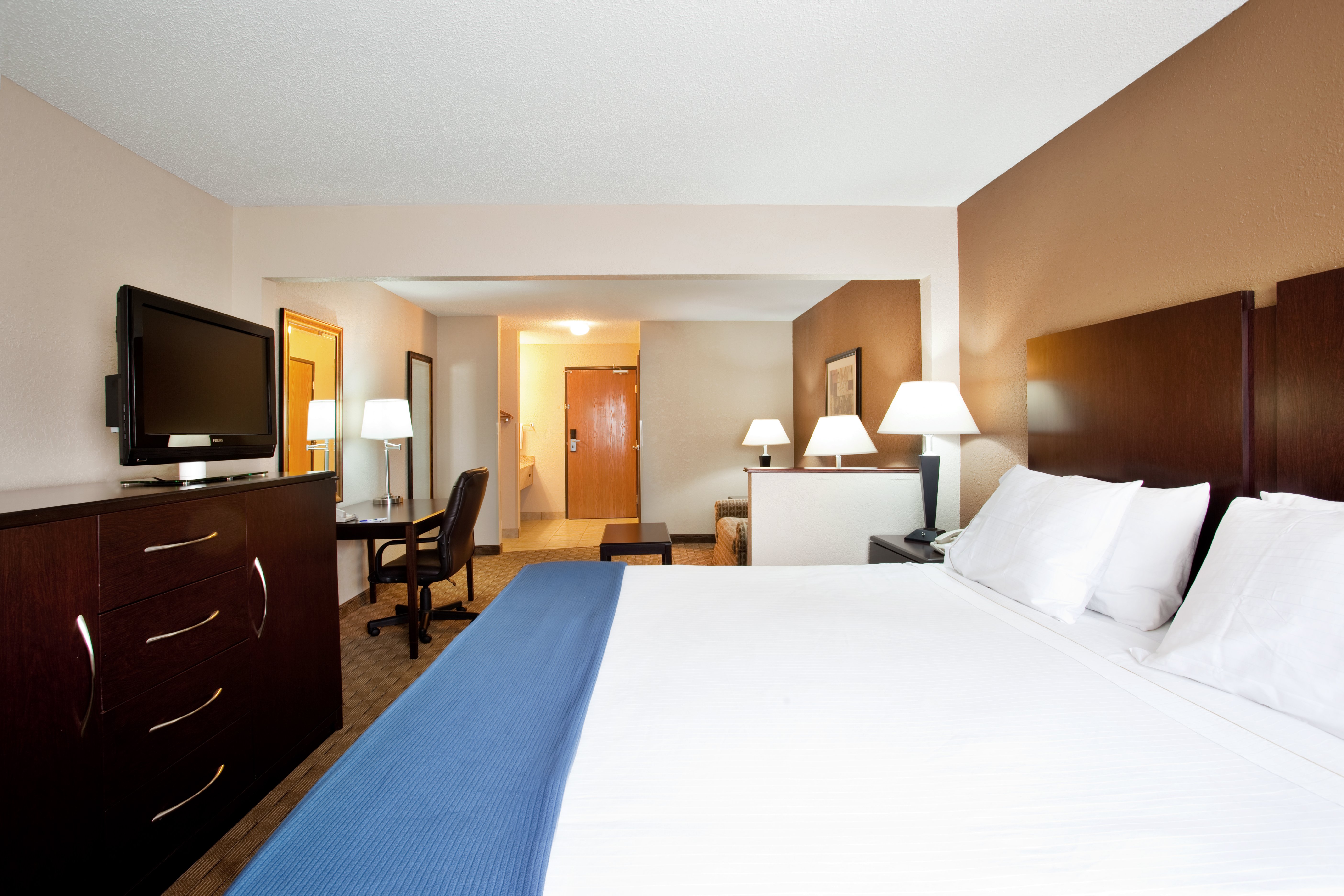 holiday inn express tuscola by ihg