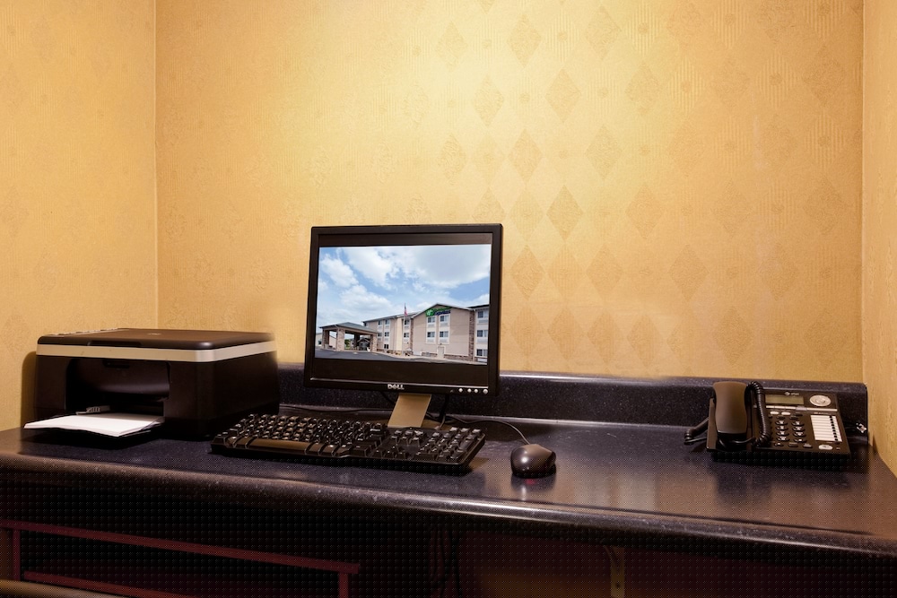 holiday inn express tuscola by ihg
