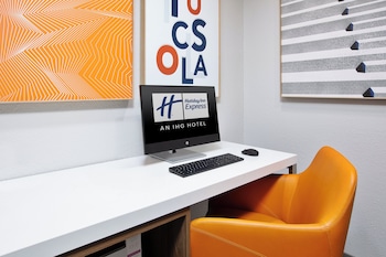 holiday inn express tuscola by ihg