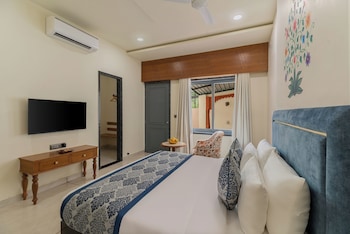 traavista aravali mahal